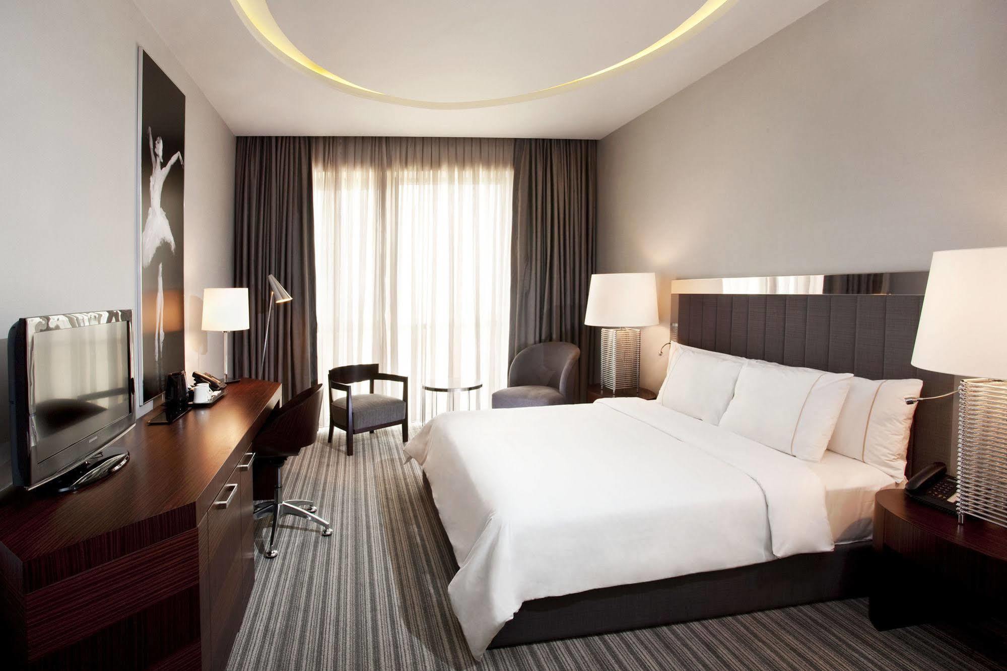 Sheraton Batumi Hotel Rom bilde Deluxe room